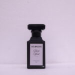 Dark wood as AMEER UL OUD perfume
