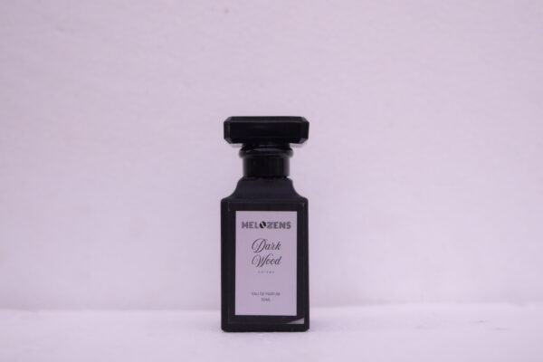 Dark wood as AMEER UL OUD perfume